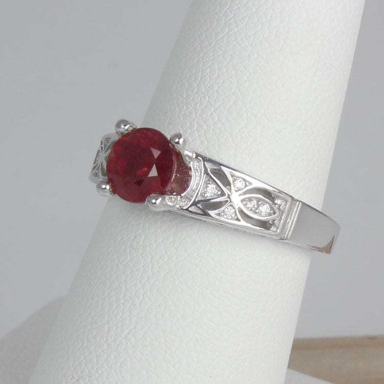 1.3ct 925 Silver Ring