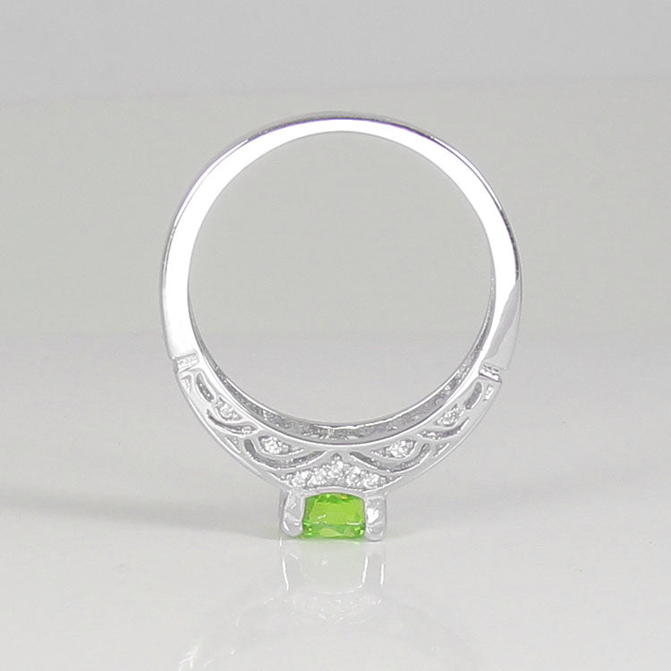 Natural Peridot Ring 925 Sterling Silver / Celtic-Style