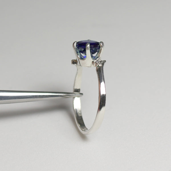 Blue Sapphire 925 Sterling Silver Ring / Round-Shaped / Bypass-Style