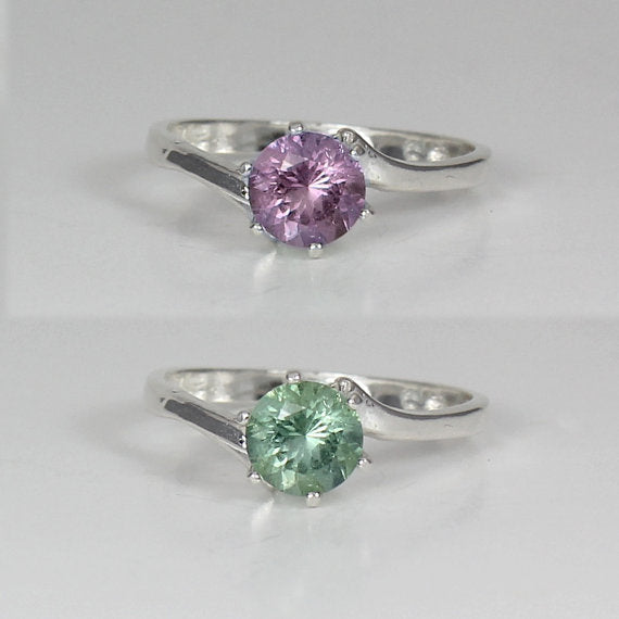 Color-Changing Alexandrite 925 Sterling Silver Ring / Solitaire Round-Shaped