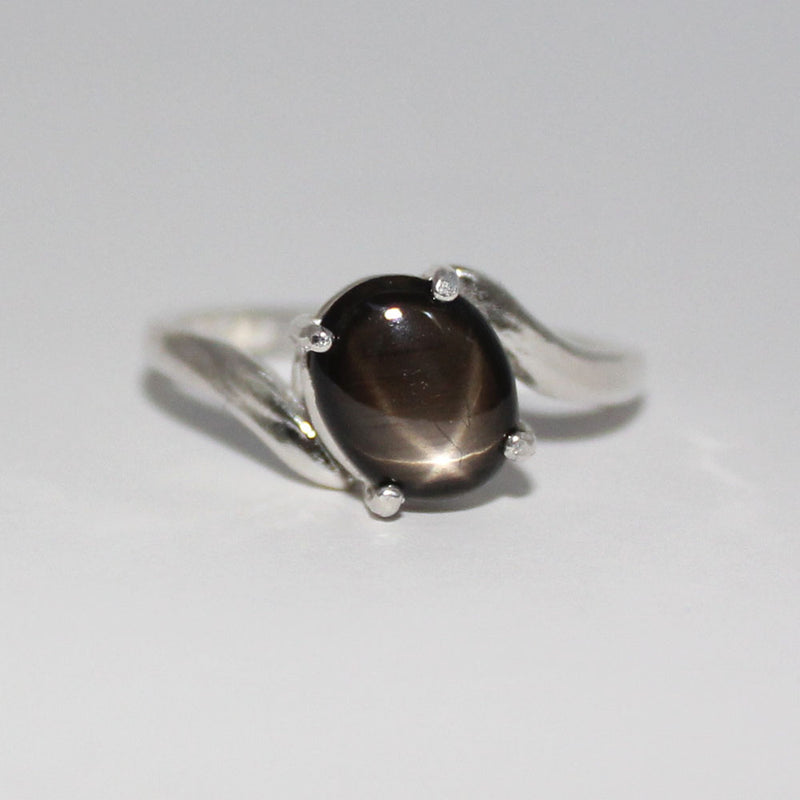 Black Star Sapphire Ring 925 Sterling Silver / Bypass-Style