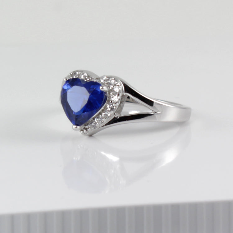 Blue Sapphire Ring 925 Sterling Silver / Heart-Shaped