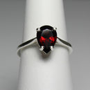Natural Garnet Ring 925 Sterling Silver / Pear-Shaped Solitaire