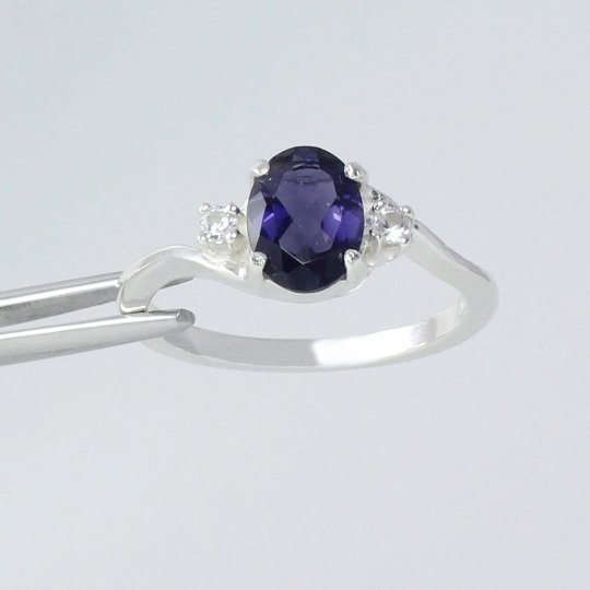 Natural Iolite Ring 925 Sterling Silver / Oval-Shaped Accented