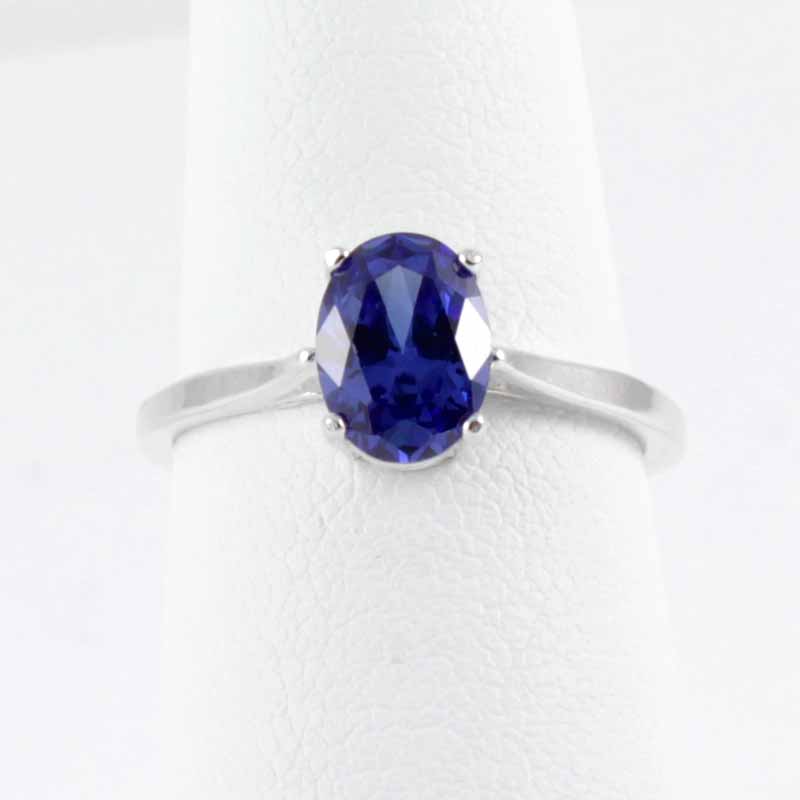 Tanzanite Ring 925 Sterling Silver / Oval-Shaped Solitaire